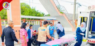 ทหารพราน 41 เข้าช่วยเหลือประชาชนชักหมดสติกลางถนน ก่อนนำส่งโรงพยาบาลอย่างปลอดภัย