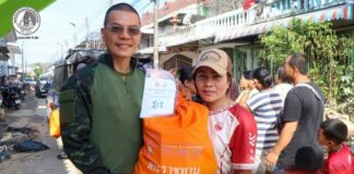 น้ำพระทัยหลั่งรินสู่พื้นที่อุทกภัยภาคใต้ หมอภาคย์นำทีมชุดปฏิบัติการมอบถุงยังชีพ พร้อมดูแลสุขภาพประชาชนด้วยหัวใจแห่งความห่วงใย