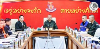 รองผู้บัญชาการทหารสูงสุดลงพื้นที่หาดใหญ่ ประสานทุกภาคส่วนเร่งฟื้นฟูหลังน้ำท่วม