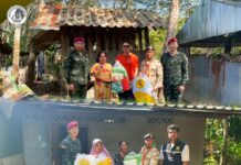 หน่วยเฉพาะกิจสันติสุข ลงพื้นที่เยี่ยมให้กำลังใจ พร้อมมอบสิ่งของช่วยเหลือผู้ประสบอุทกภัย