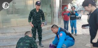 “เพราะทุกเสี้ยววินาทีนั้นสำคัญ” กองพันทหารช่างที่ 402 กองพลพัฒนาที่ 4 เข้าช่วยปฐมพยาบาลประชาชนเกิดอุบัติเหตุระหว่างปฏิบัติภารกิจฟื้นฟูพื้นที่น้ำท่วม