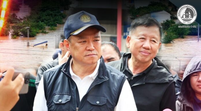 นายกรัฐมนตรี ลงพื้นที่เมืองหาดใหญ่ ติดตามการฟื้นฟูอุทกภัย กำชับทุกหน่วยงานเร่งช่วยเหลือเยียวยาและแก้ไขปัญหาระบบสาธารณูปโภค พร้อมเตรียมเสนอ ครม. ขออนุมัติงบเยียวยาเพิ่มเติมกว่า 1 หมื่นล้านบาท