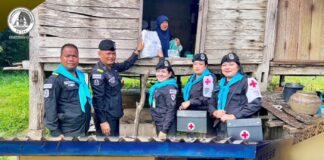 ฉก.ทพ.43 ร่วมกับผู้นำชุมชน ลงพื้นที่ช่วยเหลือประชาชนหลังอุทกภัย เดินหน้าเสริมสร้างคุณภาพชีวิตที่ดีอย่างยั่งยืน