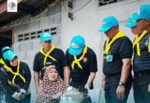 ร.153 พัน.1 ร่วมกับผู้นำชุมชน มอบถุงยังชีพพระราชทาน บรรเทาความเดือดร้อนให้กับประชาชนกลุ่มเปราะบางที่ได้รับผลกระทบจากอุทกภัย ในพื้นที่อำเภอทุ่งยางแดง จังหวัดปัตตานี