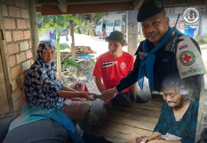 หน่วยเฉพาะกิจกรมทหารพรานที่ 49 ดูแลสุขภาพประชาชน ในพื้นที่อำเภอจะแนะ จังหวัดนราธิวาส เพื่อเสริมสร้างความเข้าใจ และพัฒนาคุณภาพชีวิตประชาชน