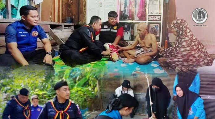 ผบ.ฉก.ทพ.49 นำภาคีเครือข่ายลุยพื้นที่ศรีสาคร จัดชุดแพทย์เดินเท้าเยี่ยมเยียนผู้สูงอายุและผู้ป่วยติดเตียง