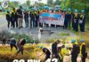 ฉก.ทพ. 42 รวมพลังจิตอาสา พัฒนาภูมิทัศน์ถนนสายหลักในพื้นที่หมู่ที่ 3 ต.บ้านนอก อ.ปะนาเระ จ.ปัตตานี ถวายความจงรักภักดีและสร้างสันติสุขในพื้นที่