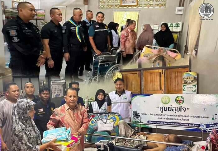 เติมกำลังใจกลุ่มเปราะบาง ฉก.ทพ.33 ลงพื้นที่มอบวีลแชร์และสิ่งของจำเป็น ดูแลผู้ป่วยติดเตียง